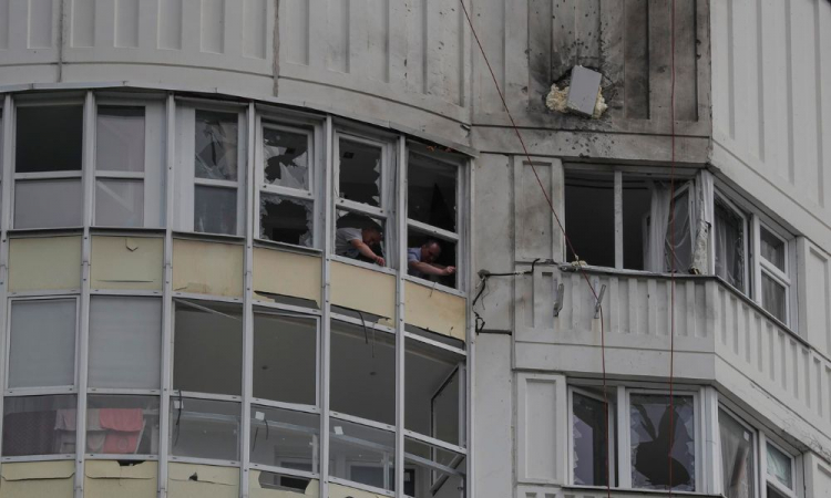 Rússia sofre maior ataque desde começo da guerra e culpa Kiev pelo bombardeio