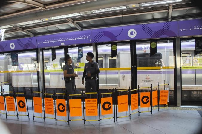 Isolamento no local onde um passageiro morreu na manhã desta terça-feira
