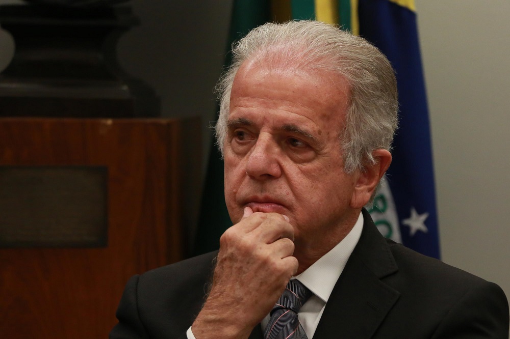 Em hipótese nenhuma, diz Múcio sobre Venezuela usar Brasil para invadir  Guiana