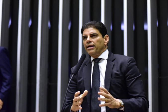 Claudio Cajado no ple