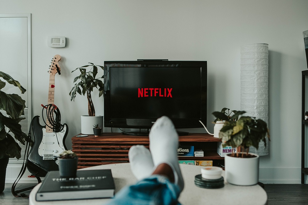 Procon vai notificar Netflix por cobrar por senhas compartilhadas