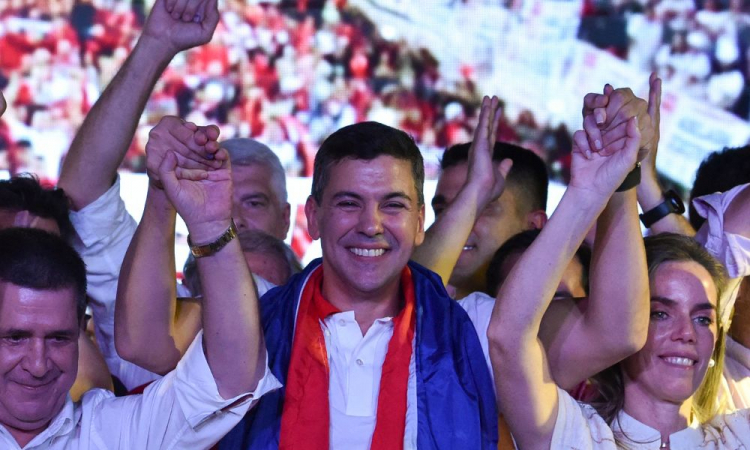 santiago pena eleito no paraguai