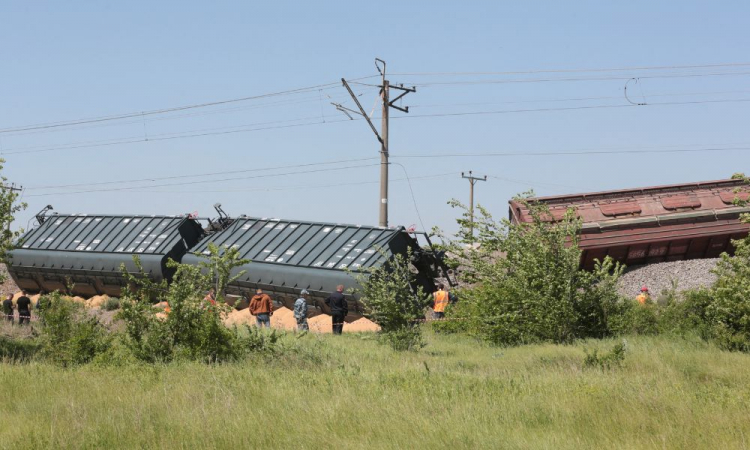 trem descarrilha na com grãos ucranianos