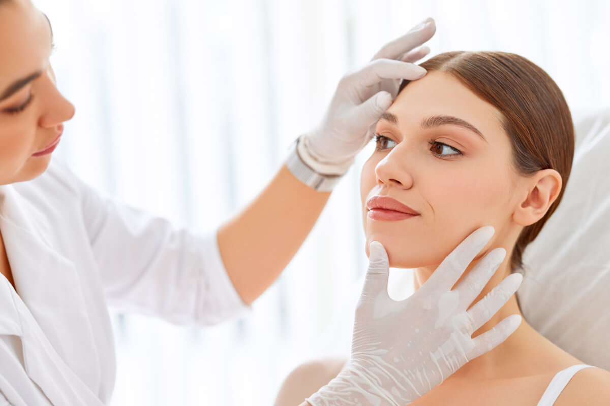 Para além da estética, a saúde da pele se manterá preservada com tratamentos estéticos 