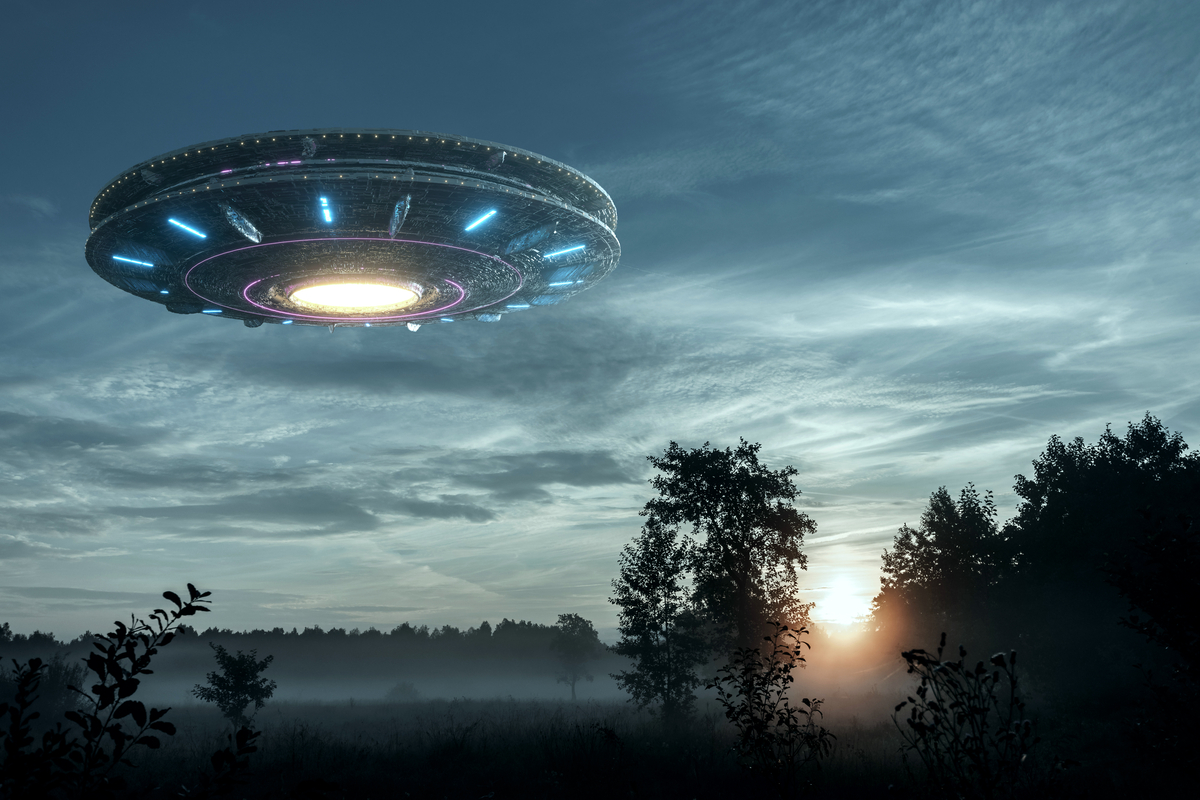 Contato com extraterrestre é tema de muitas obras fictícias 