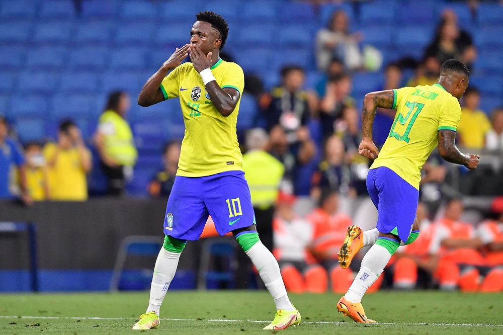 Com gol de estreante e ode a Vinícius Júnior, seleção brasileira goleia  Guiné por 4 a 1 e encerra jejum pós-Copa do Mundo