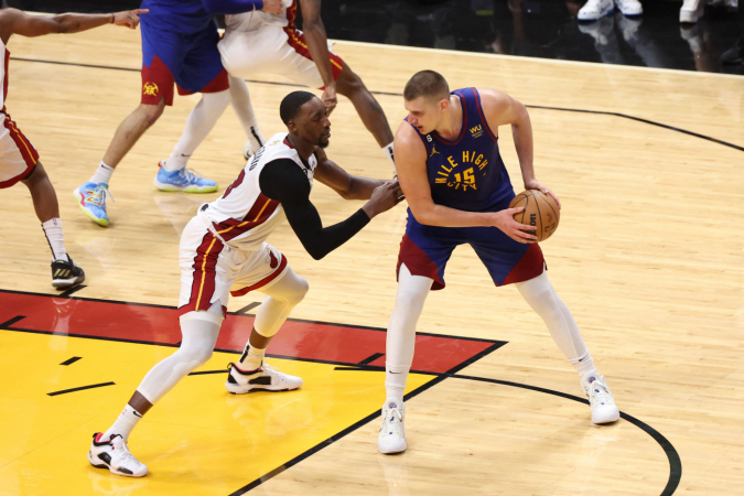 Neymar marca presença no jogo 3 das finais da NBA em Miami, nba