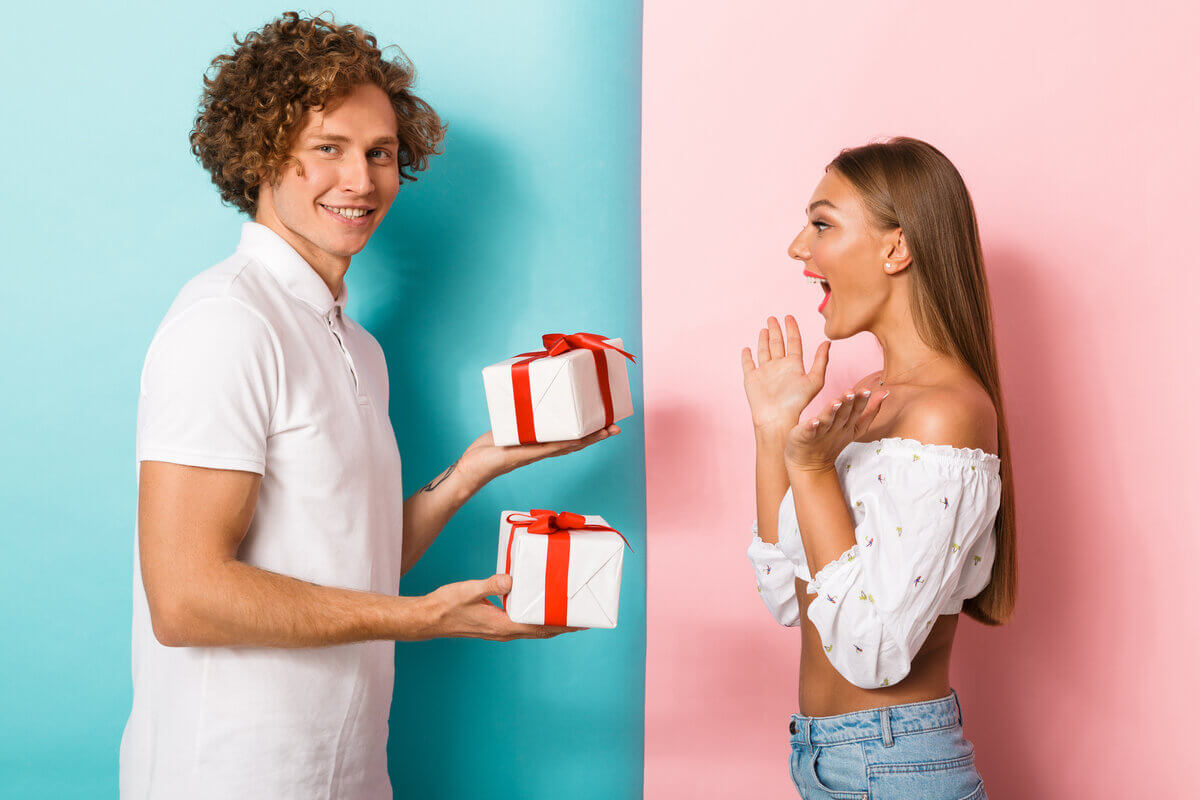 Dia dos Namorados é uma das principais datas que movimenta o mercado de compras on-line 