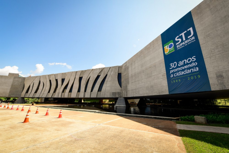 STJ define lista e candidatos que serão indicados por Lula para vaga de ministro