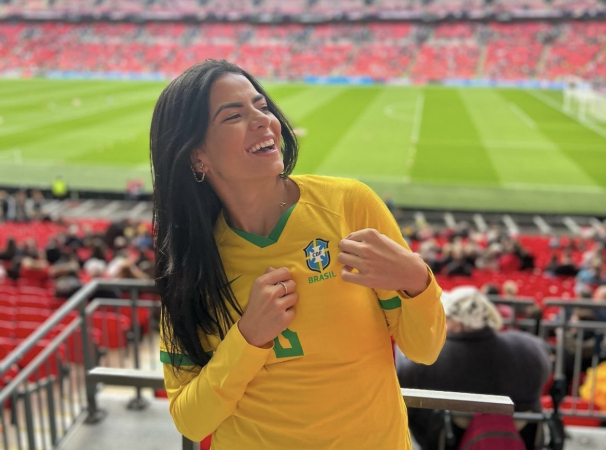 Jogadora na infância, Gabi Fernandes encontrou na música espaço para  promover o futebol feminino