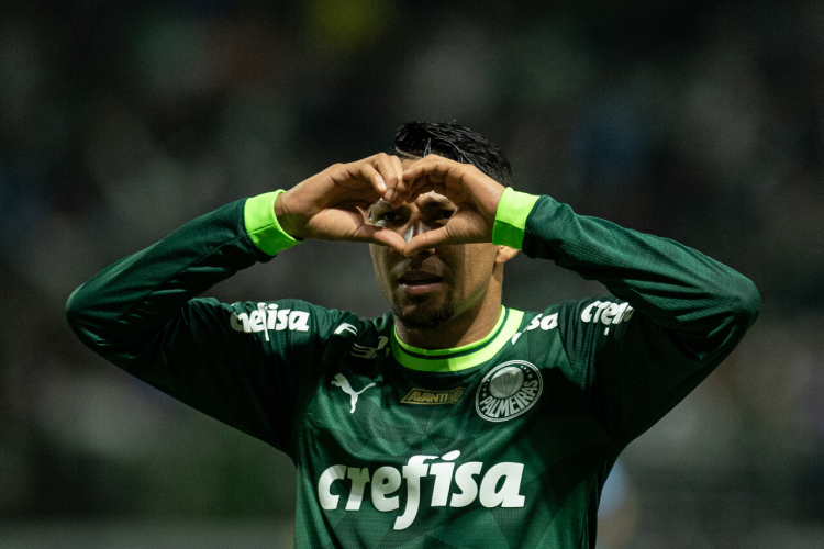 Rony, do Palmeiras, recebe sondagens de times da Arábia Saudita