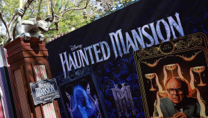 Vista da área do tapete vermelho para a estreia mundial de "Haunted Mansion" da Disney
