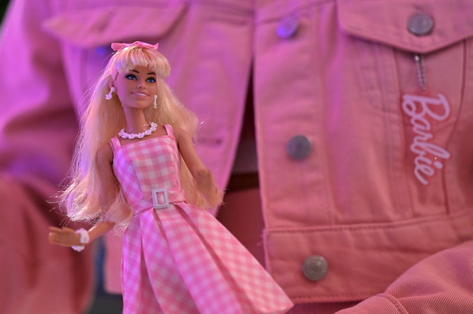 5 bonecas para entender as referências em Barbie