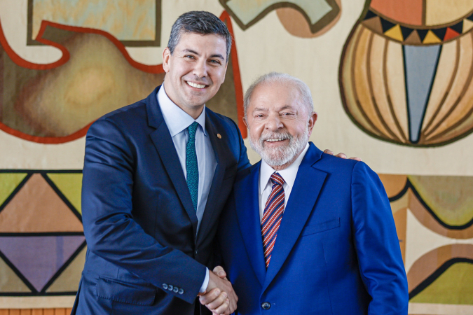 Lula e Santiago Peña