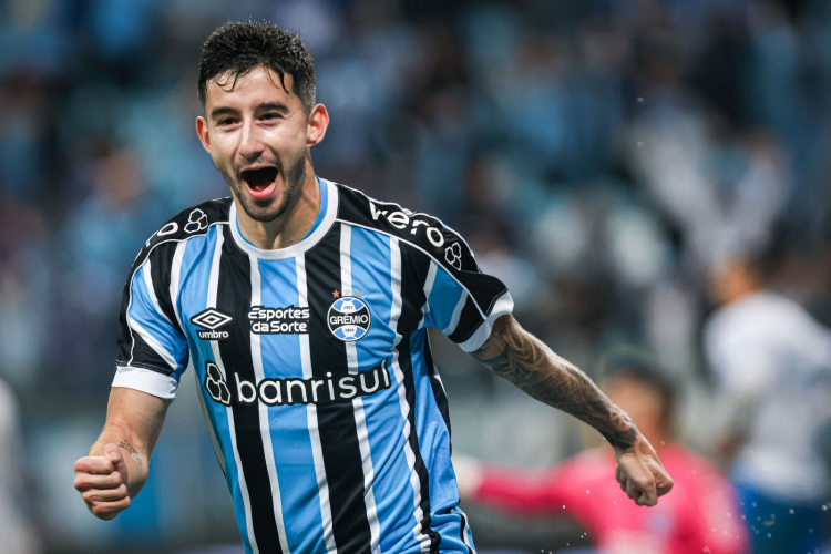 Goleiro brilha nos pênaltis e Grêmio elimina o Bahia na Copa do Brasil 3 agf20230712078