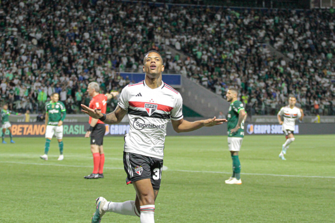 No primeiro jogo da final, São Paulo vence o Palmeiras por 3 a 1 - SPFC