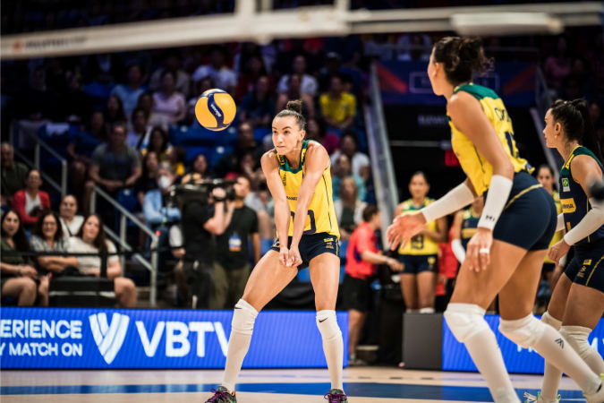 Seleção brasileira feminina foi derrotada na Liga das Nações de Vôlei pela China