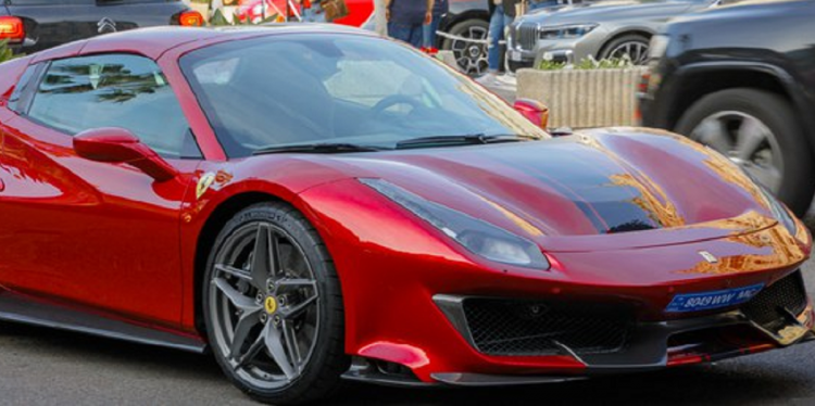 Ferrari Spider apreendida pela Receita Federal