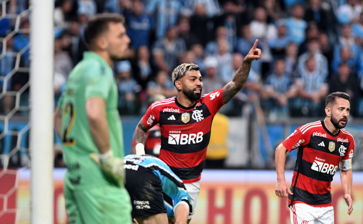 Nos pênaltis, Flamengo é superado pelo Grêmio na final do