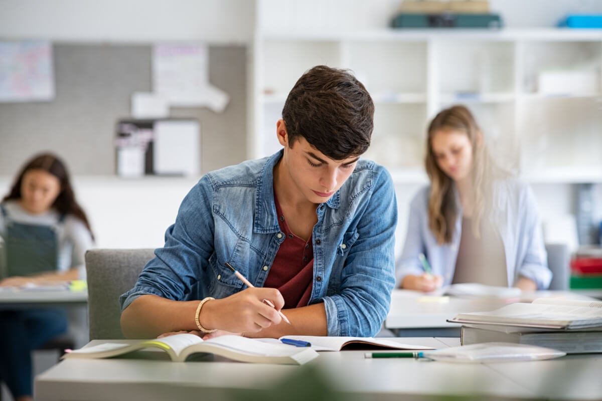 Relações de significado entre as palavras - PrePara ENEM