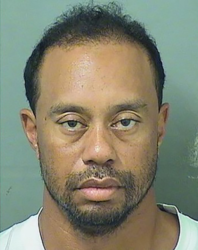 Esta foto de reserva obtida em 29 de maio de 2017, cortesia do Gabinete do Xerife do Condado de Palm Beach, mostra o jogador de golfe americano Tiger Woods.