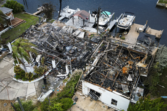 Casa destruída Furacão Idalia