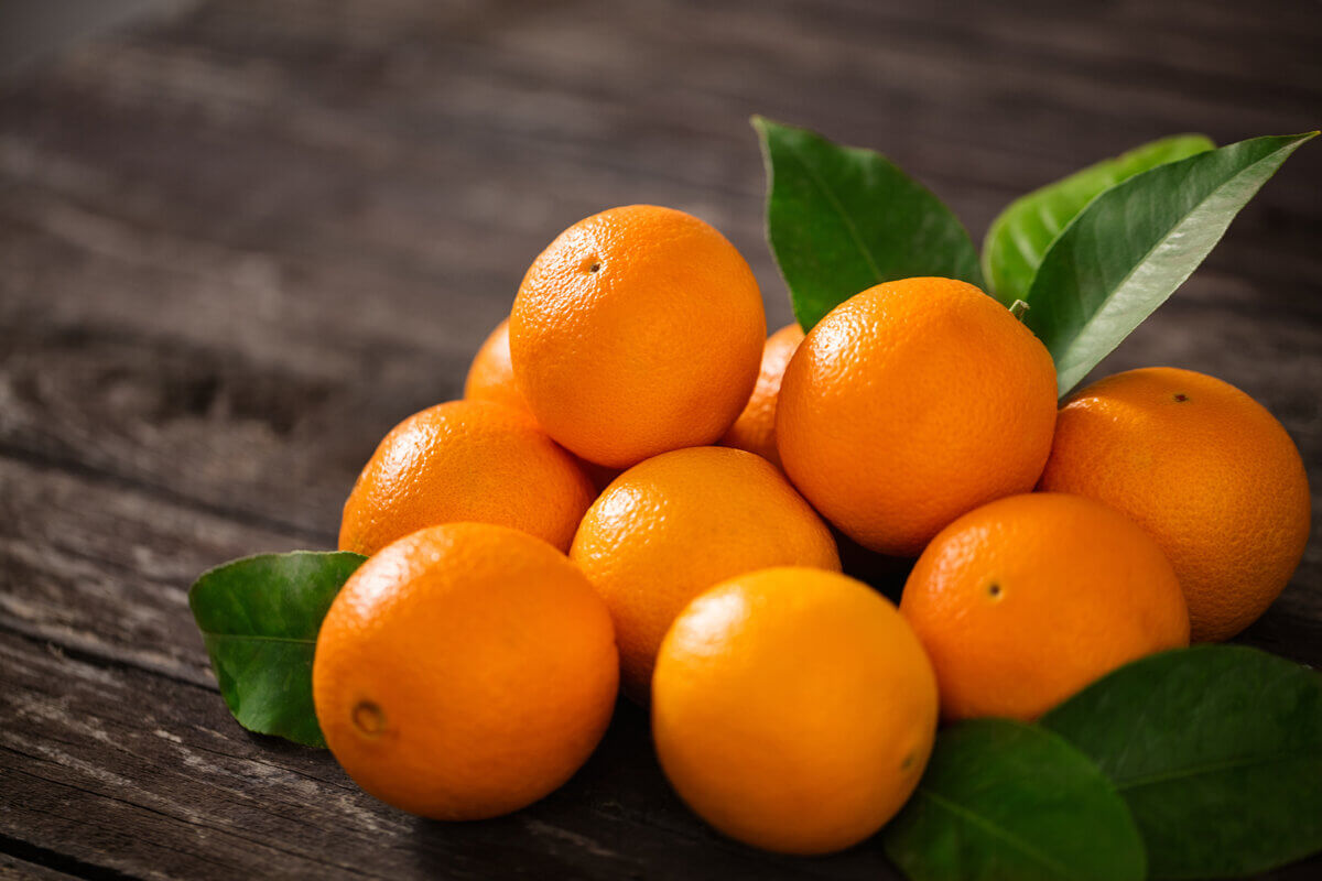 Consumir laranja ajuda a prevenir alterações na pressão sanguínea