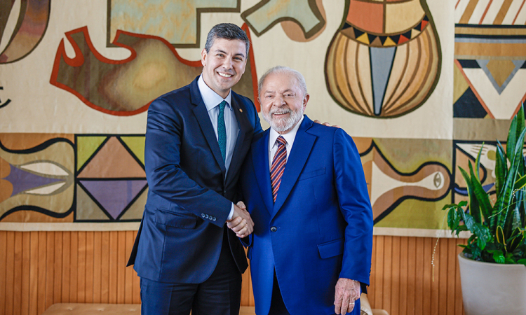 Lula e Peña durante visita do paraguaio a Brasília em julho