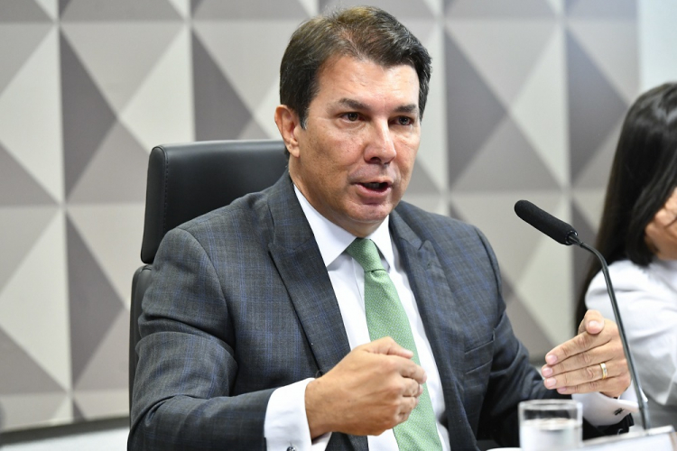 Arthur Maia diz que CPMI não deve quebrar sigilo de Bolsonaro e nem investigar joias