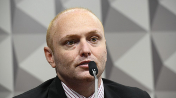 Hacker Walter Delgatti Neto, em pronunciamento na CPMI do 8 de Janeiro