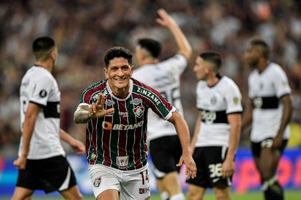 Fluminense vence Olimpia no jogo de ida das quartas de final da