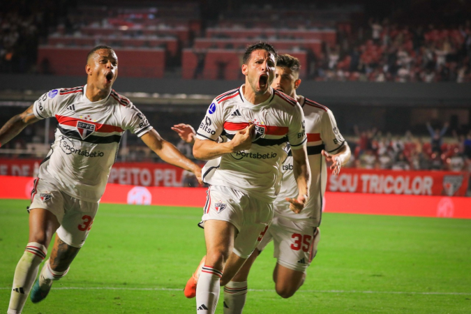 São Paulo recebe San Lorenzo e luta pela classificação na Sul