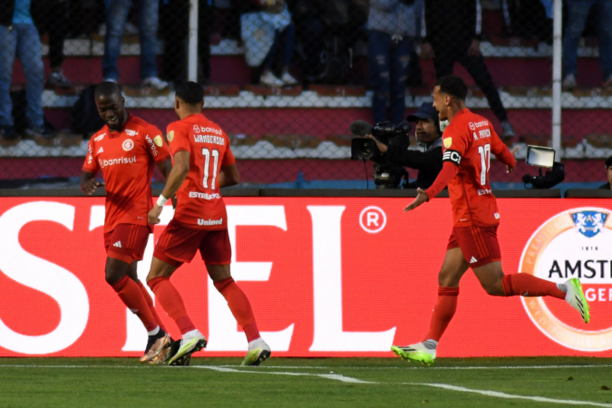 Na altitude de La Paz, Inter vence o Bolívar por 1 a 0 no jogo de ida das  quartas de final da Libertadores