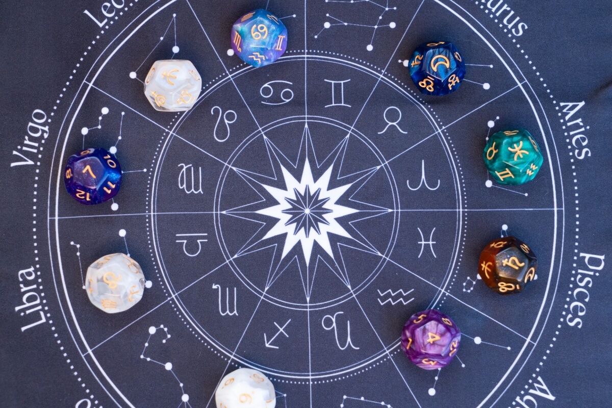 Horóscopo semanal: Confira as previsões dos signos de 28 de agosto a 03 de  setembro