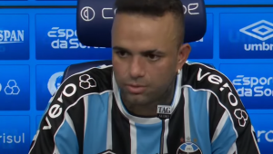 Luan foi apresentado como novo reforço do Grêmio