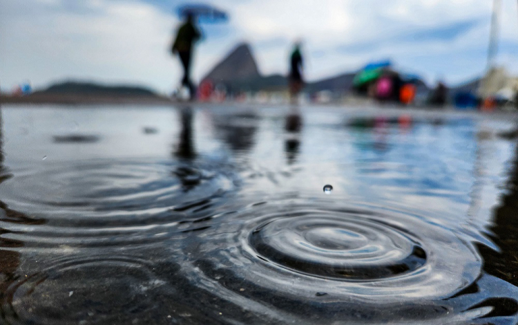 Rio de Janeiro entra em estágio de mobilização por causa de chuva forte
