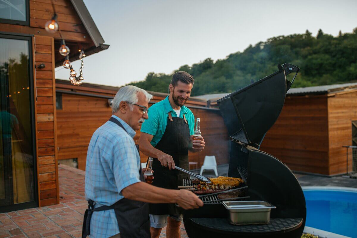 Churrasco é a opção de almoço ideal para comemorar o Dia dos Pais 