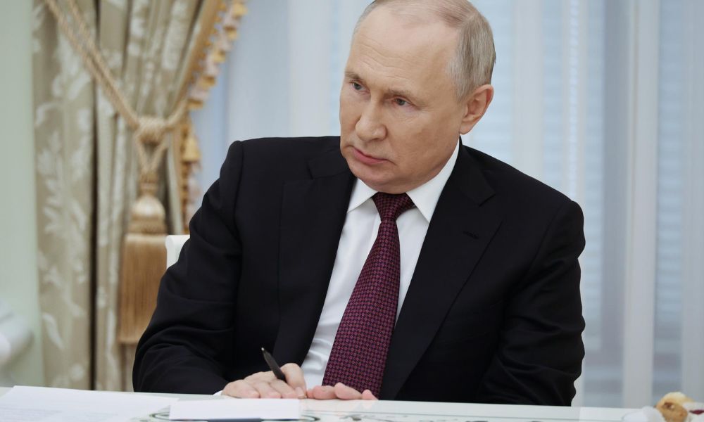 Putin signs Russia’s withdrawal from the Nuclear Test Ban Treaty – Prime Time Zone