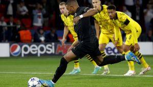 Mbappé marcou na vitória do PSG sobre o Borussia Dortmund