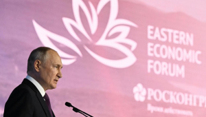 Vladimir Putin está em visita ao Extremo Oriente, onde participará na EEF 2023