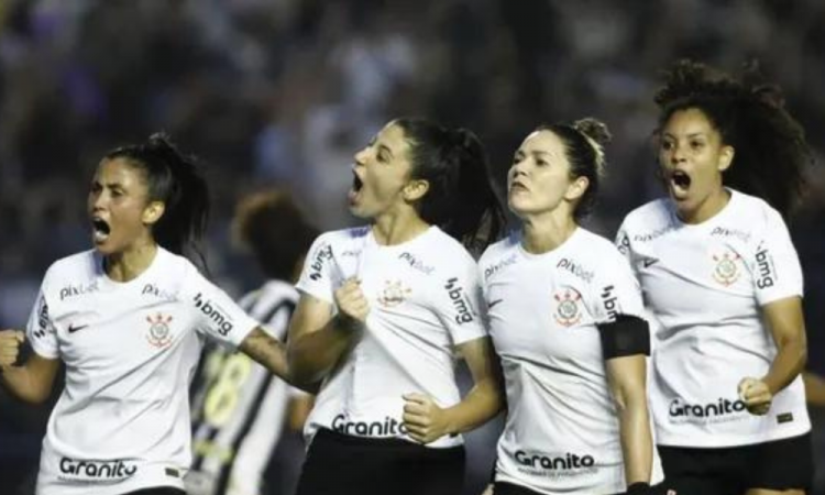 Brasileirão feminino: Corinthians vence a Ferroviária e é pentacampeão -  Placar - O futebol sem barreiras para você