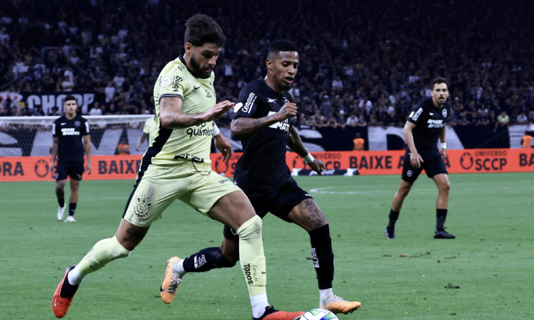 Com apenas uma vitória no últimos cinco jogos, Botafogo visita Timão