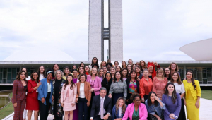 Dia Internacional da Mulher - Abertura da campanha Março Mulher. Presidente da Câmara dos Deputados, Arthur Lira, com a bancada Feminina da 57ª Legislatura.