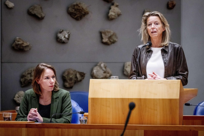 Ministra de Defesa da Holanda, Kajsa Ollongren discursa na Cúpula de Bruxelas