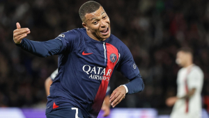 Kylian Mbappé marcou na vitória do PSG sobre o Milan