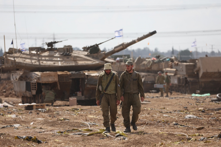 Israel evacua cidade após confrontos na fronteira com o Líbano