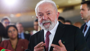 Lula recebe alta
