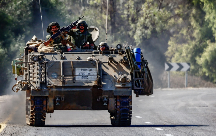 Exército intensifica presença de militares e armamento na