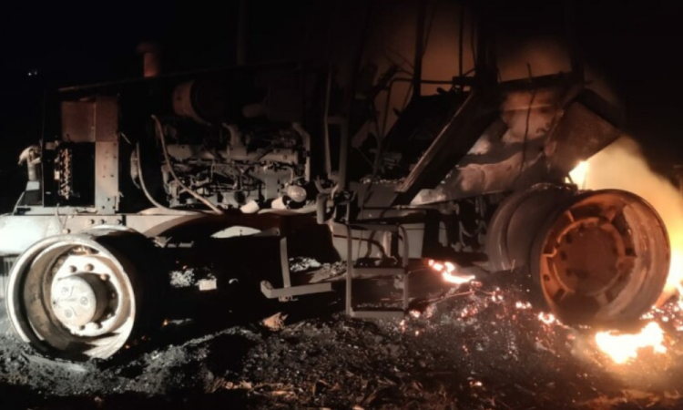 Incêndio destruiu vários maquinários utilizados pelos trabalhadores