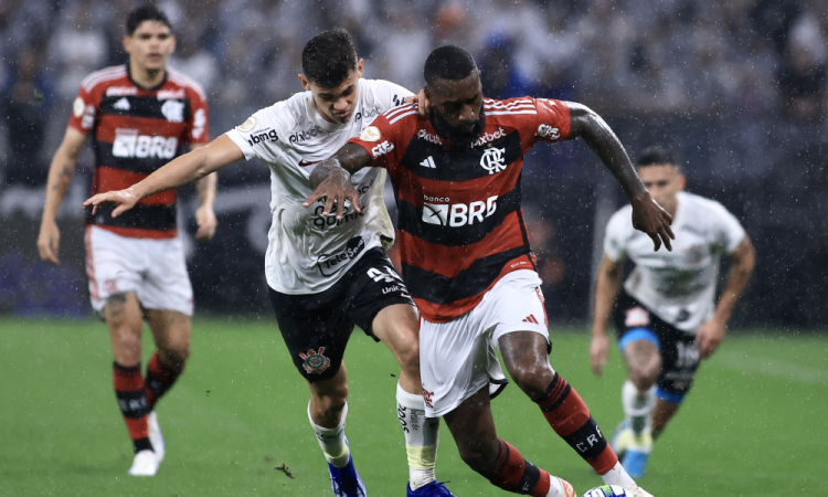 Corinthians sai atrás, mas arranca empate contra o Flamengo em